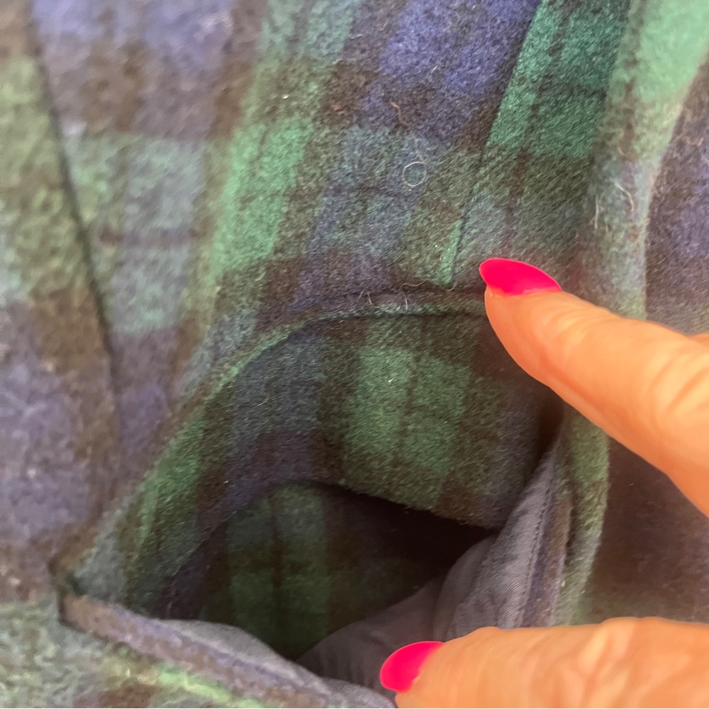 J CREW Factory Blazer 8/38” Green Blue Tartan PREPPY Wool Blend Gold Crest Buttn - Picture 5 of 16